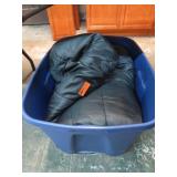 STORAGE TUB & SLEEPING BAG