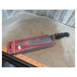 8" CHIEF