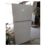 FRIGIDAIRE REFRIGERATOR 10/21/25