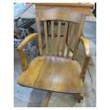 VINTAGE WOODEN OFFICE CHAIR