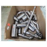 1/2" DRIVE SOCKETS & RATCHET