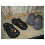 2 PiR-- CROCS SHOES -- J1