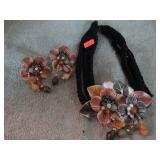 FLOWER NECKLACE & EARRINGS