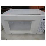 MICROWAVE OVEN