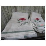 EMBROIDERED HAND & BATH TOWELS