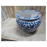 POTTERY PLANTER