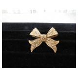 BOW PIN