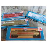 4-- MODEL TRAIN CARS