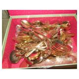GOLD TONE FLATWARE