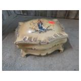 WOODEN TRINKET BOX