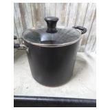 T-FAL STEW POT