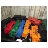 MODEL TRAIN CARS