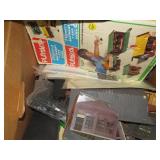MODEL TRAIN SCENERY BUILDINGS