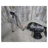 MINOLTA 35MM CAMERA & TRIPOD