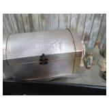 RELIGIOUS ITEMS & BOX