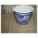 POTTERY PLANTER