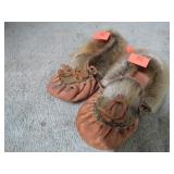 VINTAGE BABY NATIVE AMERICAN MOCCASINS
