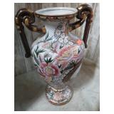 ORIENTAL POTTERY VASE