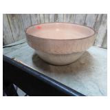 VINTAGE POTTERY MIXING BOWL