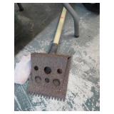 ROOFING SHOVEL
