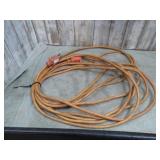 EXTENSION CORD