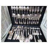 FLATWARE SET