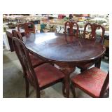DINING ROOM TABLE & CHAIRS