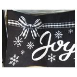2--NEW HOLIDAY DECOR ACCENT RUGS -- 24" X 36"