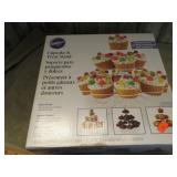 3-- CUPCAKE & TREAT STANDS