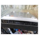 UNDERCOUNTER CD PLAYER / RADIO -- NO AC ADAPTOR