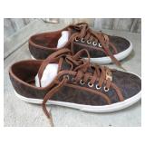 MICHAEL KORS SHOES -- 8.5,