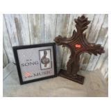 CROSS & MUSC DECOR