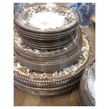 CHINA DISH SET