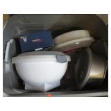 ASSORTED FOOD CONTAINERS