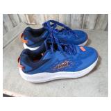 AVIA SHOES -- 5