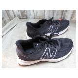 NEW BALANCE SHOES