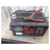 10/2 AAMP 60,6 & 12 VOLT AUTOMATIC CHARGER