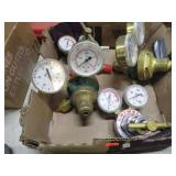 GAS TORCH OXYGEN & ACETYLENE REGULATORS