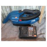 20 VOLT CORDLESS VACUUM CLEANER