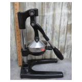 CITRUS JUICER