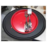 SERVING PLATTERS & SPATULAS