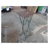 PLANT STAND