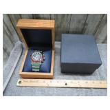INVICTA WATCH -- RUNNING