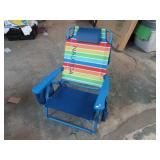FOLDING BEACH CHAIR