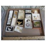 ASSORTED COSTUME JEWELRY