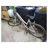 ROADMASTER MOUNTAIN BIKE
