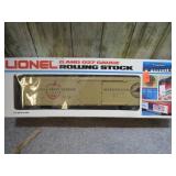 LIONEL 0 & 027 VA FRUIT EXPRESS BOX CAR