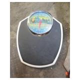 BATHROOM SCALE