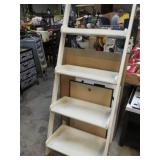 LADDER SHELF