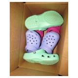 CROCS SHOES -- 6 / 8